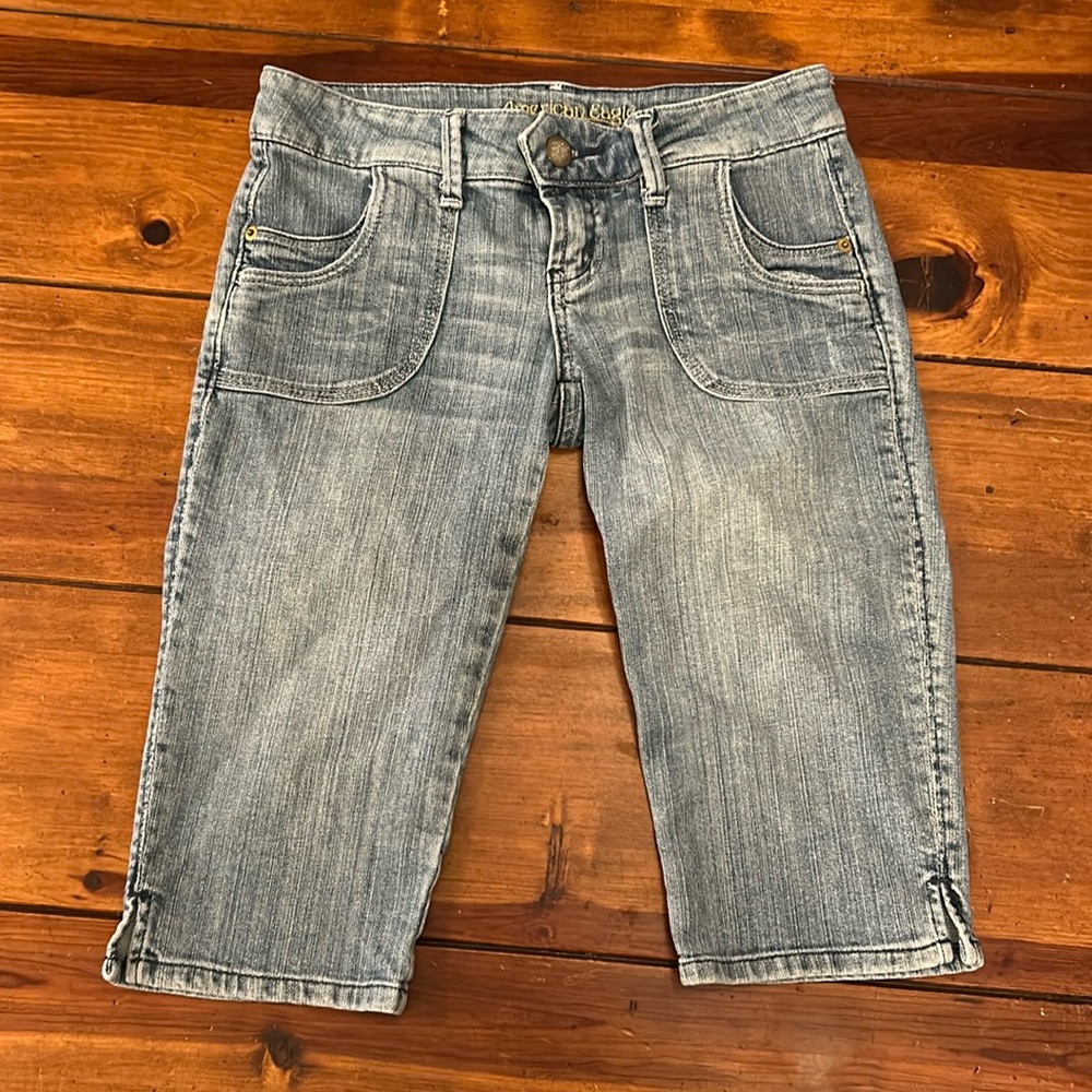 American Eagle capris